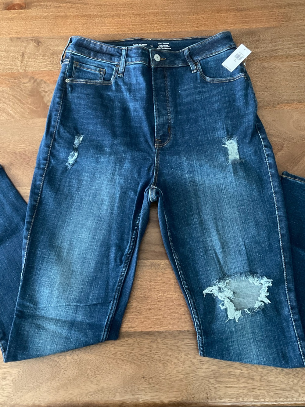 Old Navy Rockstar Super Skinny Distressed Jeans - women size 12